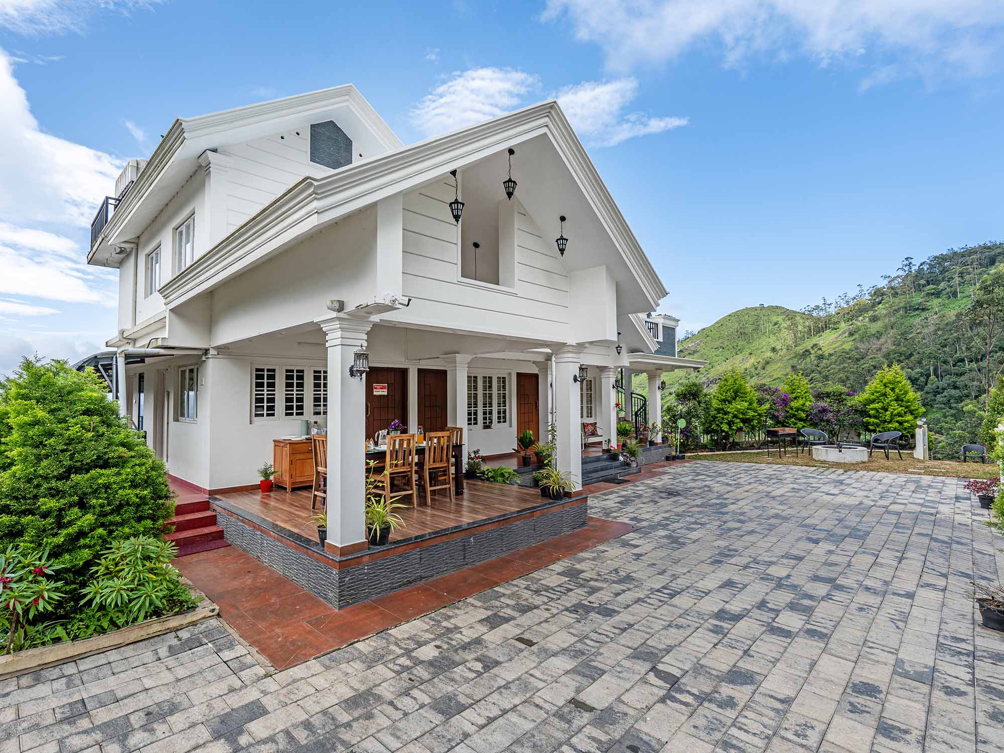 Titha Service Villa
